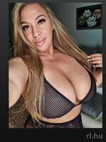 Virág26
  Budapest (13. ker.)
  28 éves