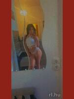 Alina
  Budapest (7. ker.)
  18 éves