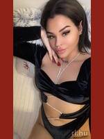 Laura
  Budapest (7. Suchen)
  20 Alter
