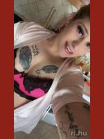 Jasmine
  Mosonmagyaróvár
  27 éves