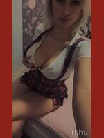 Jennyfer
  Nagykanizsa
  22 éves