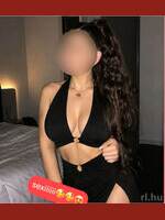 Barbi
  Szombathely
  18 years old