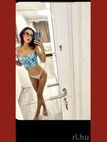 Zoé_20
  Budapest (13. ker.)
  20 éves